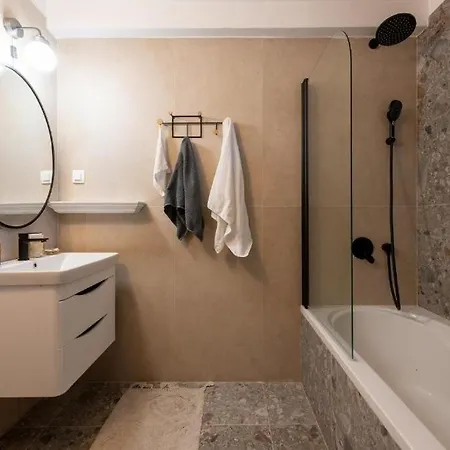 Apartman With Swimming Pool Bregi, Opatija - 26022 *